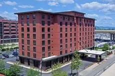 Hampton Inn & Suites Pittsburgh Downtown 