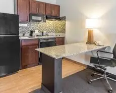 MainStay Suites Pittsburgh Airport 