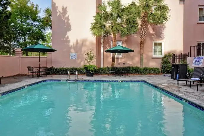 Embassy Suites by Hilton Charleston Historic District 