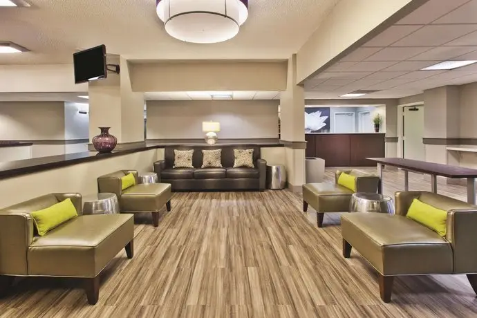 La Quinta Inn & Suites Charleston Riverview