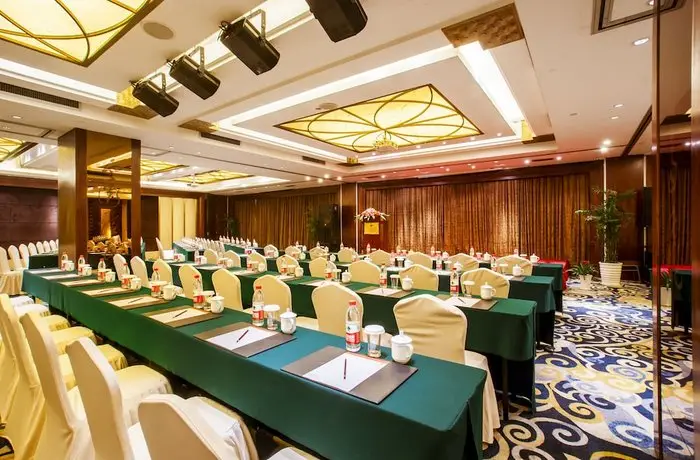 Ramada Plaza Yiwu 