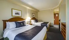 Monte Carlo Inn Toronto West Suites 