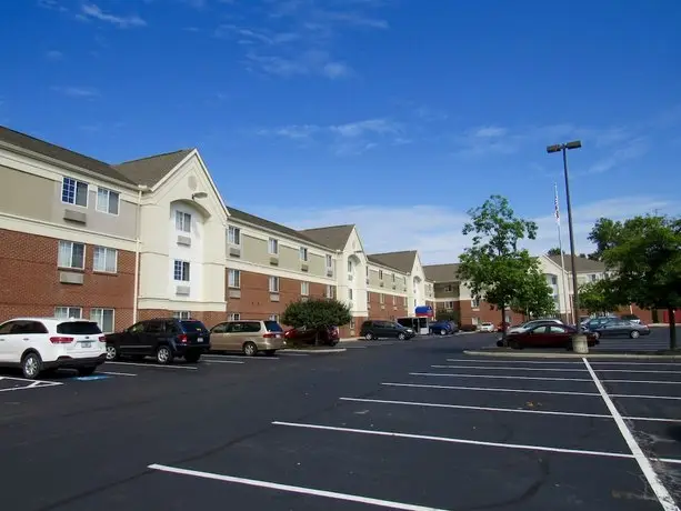 Candlewood Suites Columbus Airport 