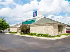 Motel 6 Columbus - OSU Columbus 