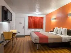 Motel 6 Columbus - OSU Columbus 