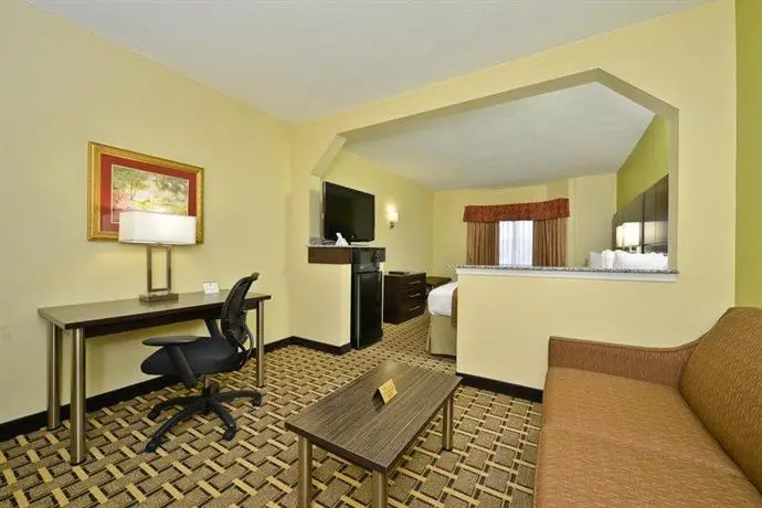 Best Western Knoxville Suites - Downtown 