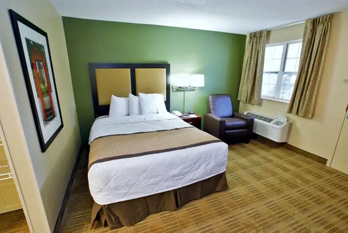 Extended Stay America - Knoxville - Cedar Bluff 