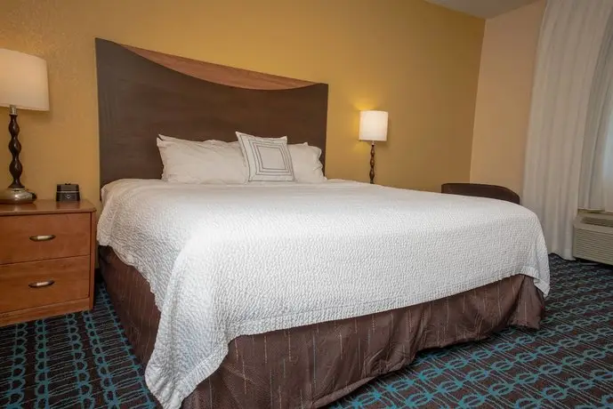 Fairfield Inn & Suites Knoxville/East 