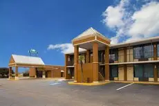 Days Inn by Wyndham Lafayette/University 