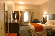 Guesthouse Inn & Suites Lexington 