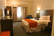 Guesthouse Inn & Suites Lexington 