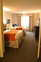 Guesthouse Inn & Suites Lexington 