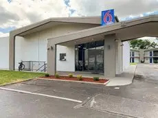 Motel 6 Lexington KY - North 