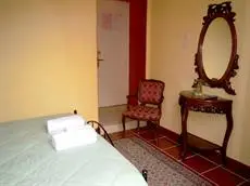 Atheaton Guest House 