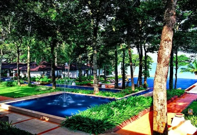 Chang Buri Resort & Spa 