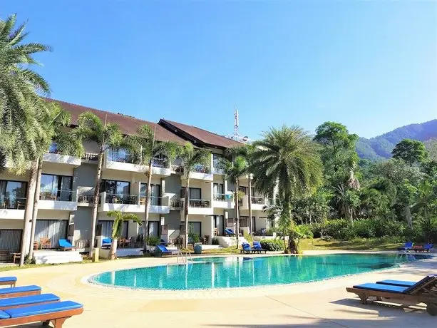 Chang Buri Resort & Spa 