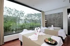 Malisa Villa Suites 