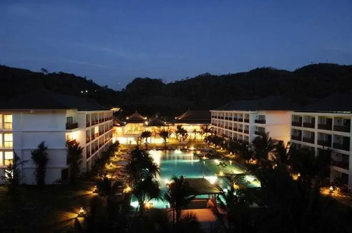 Naithonburi Beach Resort