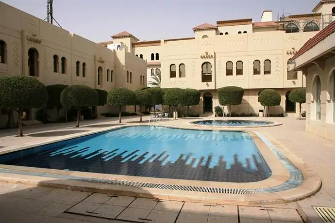 Madareem Crown Hotel 