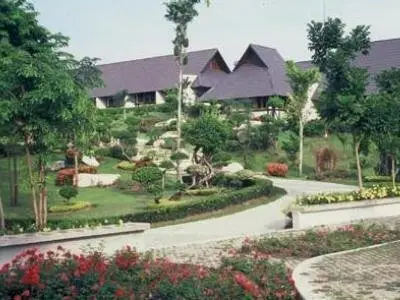 Water Land Golf Resort And Spa Phitsanulok