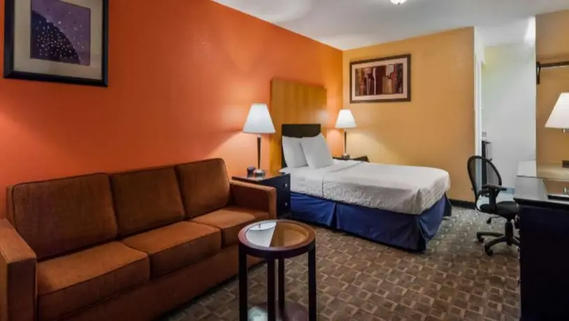 SureStay Plus Hotel Fayetteville