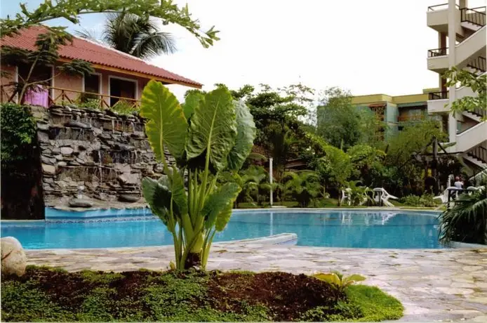 Plaza Real Resort 