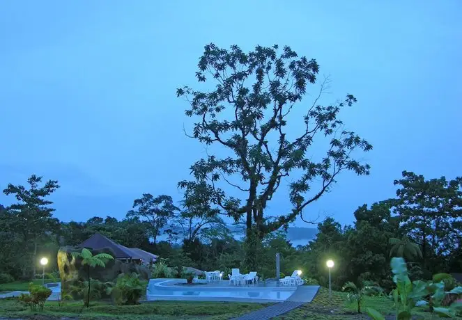 Hotel Lomas del Volcan 