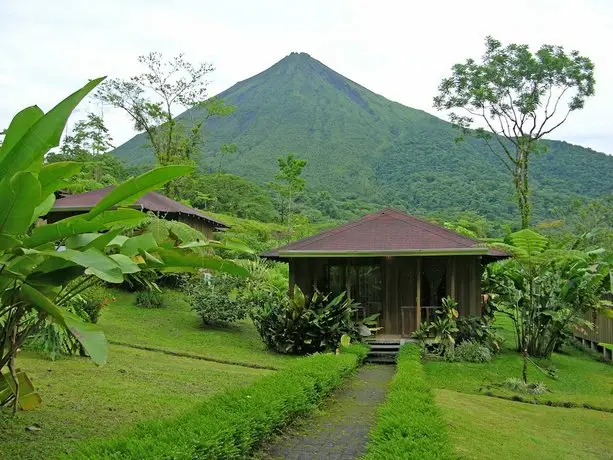 Hotel Lomas del Volcan 