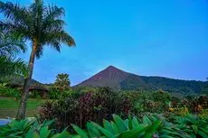 Hotel Lomas del Volcan 