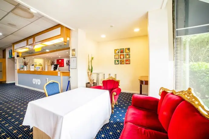 OYO Chiltern Hotel Luton Airport