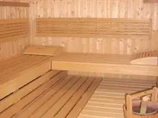 Hotel Meran Hallenbad & Sauna 