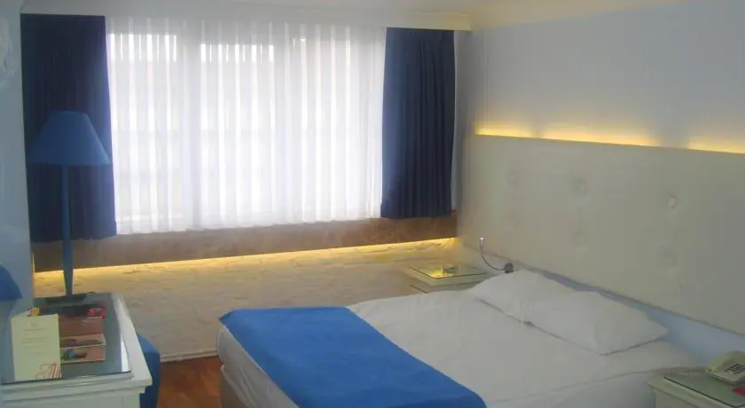 Hotel Etap Mola 