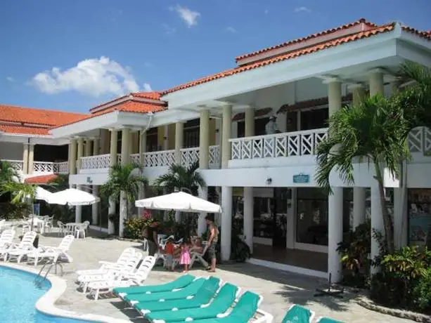 Hotel Beach House Playa Dorada