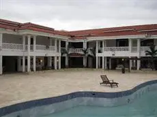 Hotel Beach House Playa Dorada 