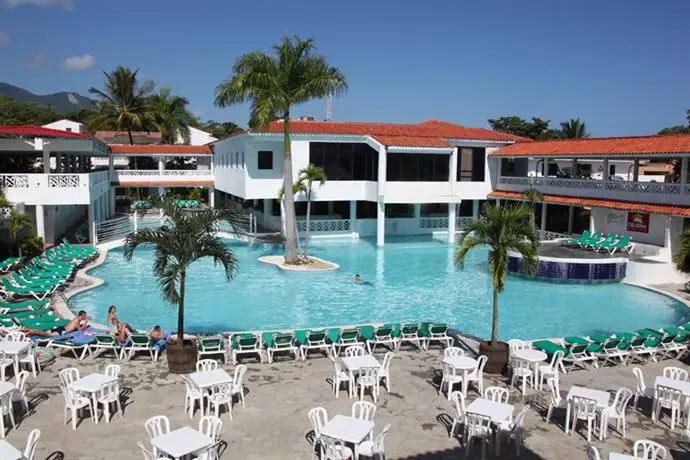 Hotel Beach House Playa Dorada 