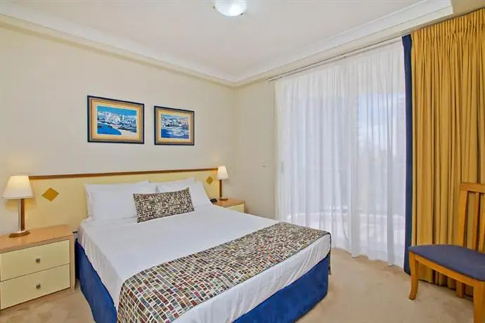 Palazzo Colonnades Apartments Gold Coast 