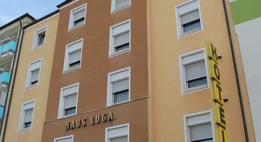 Hotel Luga