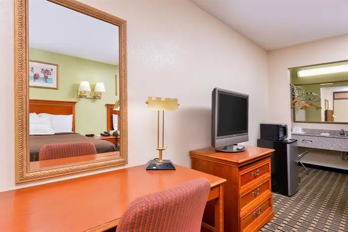 Americas Best Value Inn-Nashville Airport South 