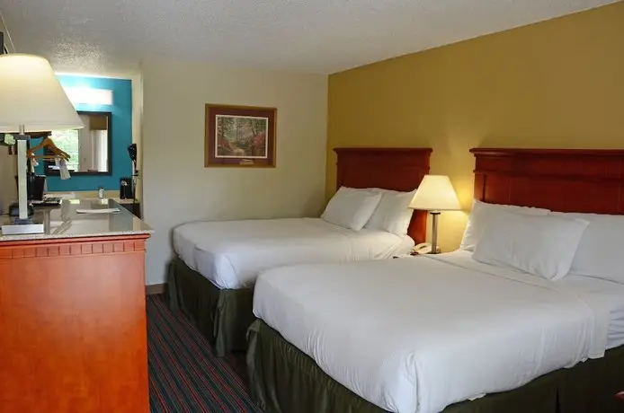 Baymont by Wyndham Nashville Airport Briley Hotel 