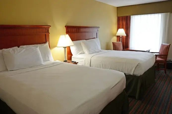 Baymont by Wyndham Nashville Airport Briley Hotel 