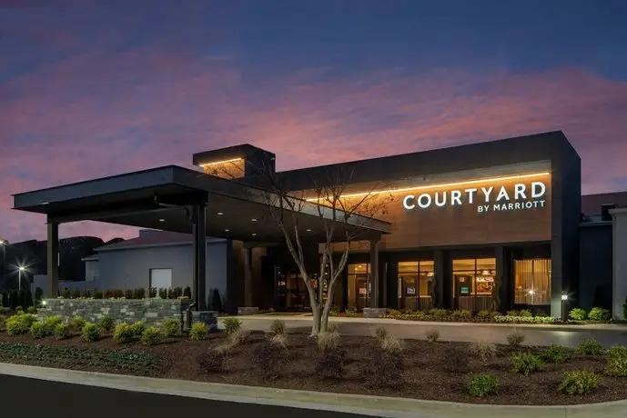 Courtyard by Marriott Courtyard Nashville Airport 