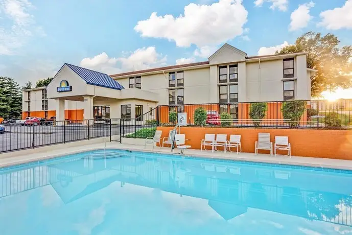 Days Inn by Wyndham Nashville At Opryland Music Valley Dr 