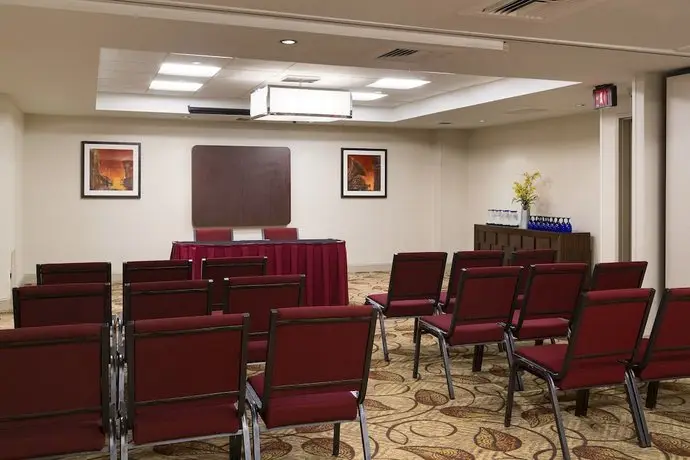 DoubleTree Suites by Hilton Nashville Airport 