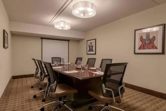 DoubleTree Suites by Hilton Nashville Airport 