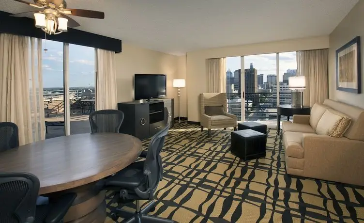 DoubleTree Suites by Hilton Austin 