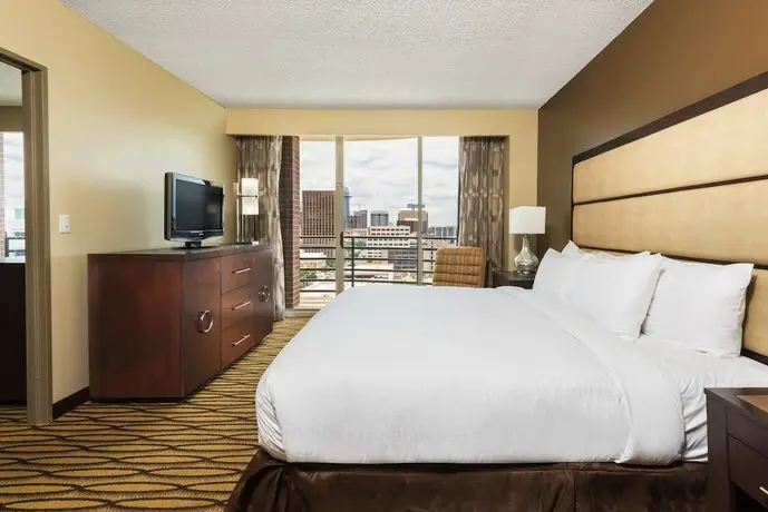 DoubleTree Suites by Hilton Austin 