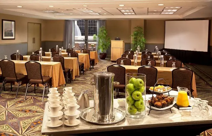 DoubleTree Suites by Hilton Austin 