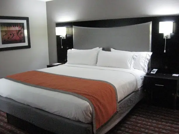 Holiday Inn Express & Suites Nashville Southeast - Antioch 