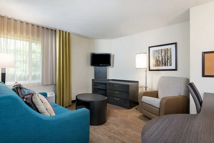 Candlewood Suites Charlotte - Arrowood 