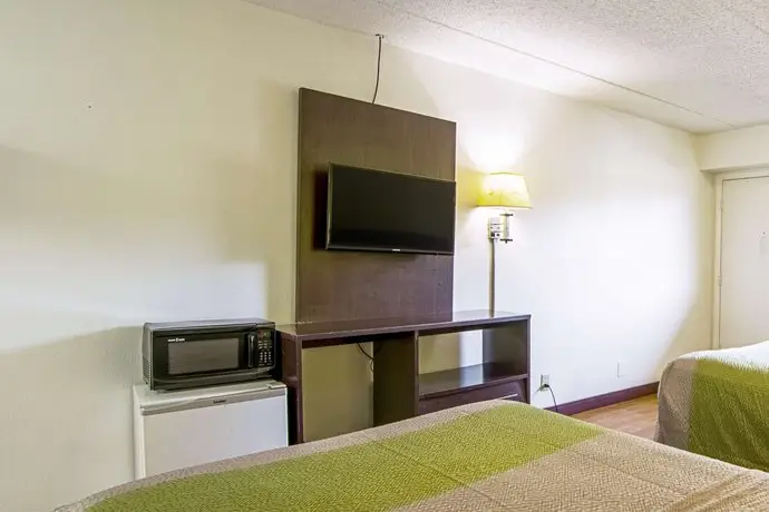 Motel 6 Charlotte - Airport 